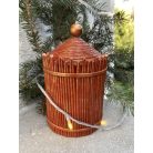 Barna-arany tároló tetővel