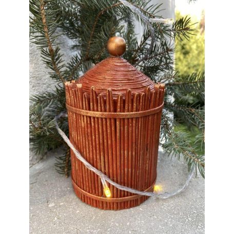 Barna-arany tároló tetővel