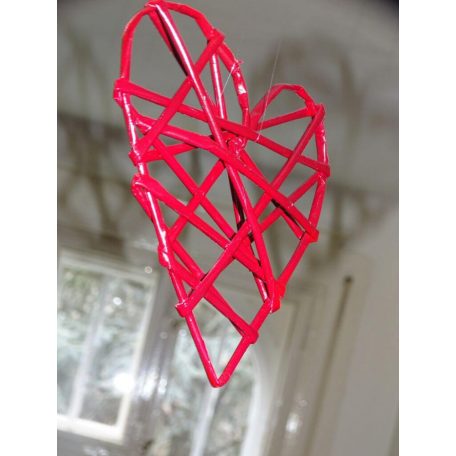 Nagy méretű, piros szívecske díszek