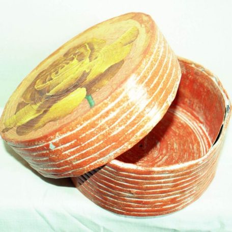 Decorative containers, several variations