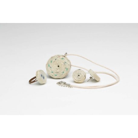 White and multicolored jewelry set: necklace, earrings, ring