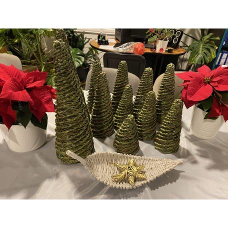 Stylized Christmas tree decoration, medium