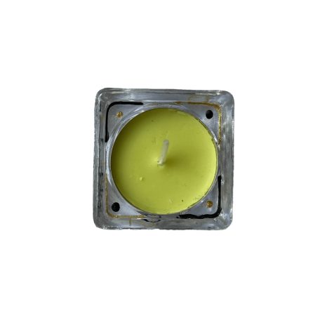 Négyzetes formájú, mintás mécsestartó