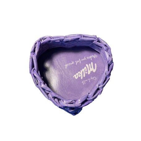 Szivecskés alakú tálca, többféle színben